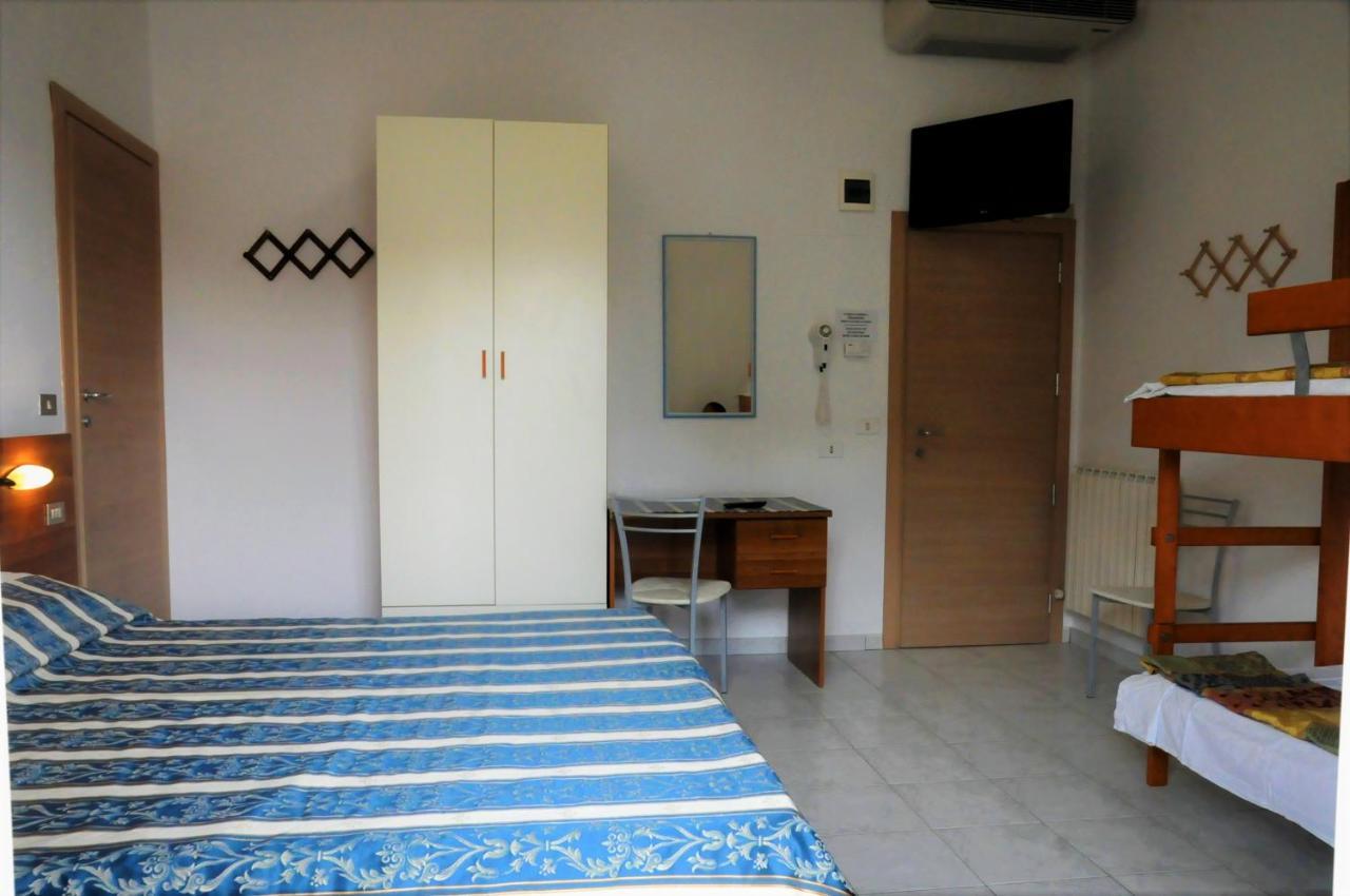 Hotel Acapulco Rimini Kültér fotó