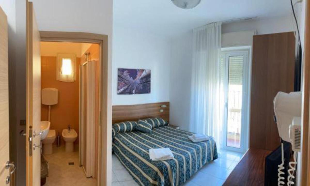 Hotel Acapulco Rimini Kültér fotó