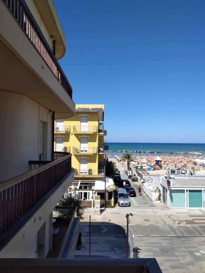 Hotel Acapulco Rimini Kültér fotó