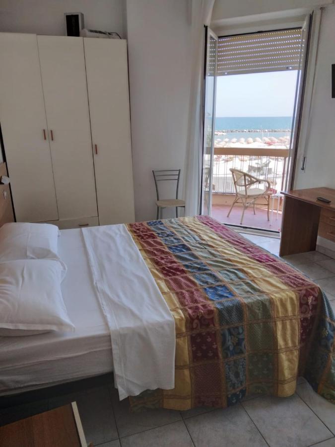 Hotel Acapulco Rimini Kültér fotó