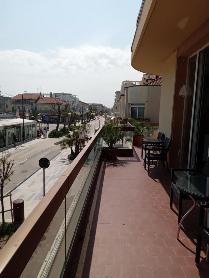 Hotel Acapulco Rimini Kültér fotó