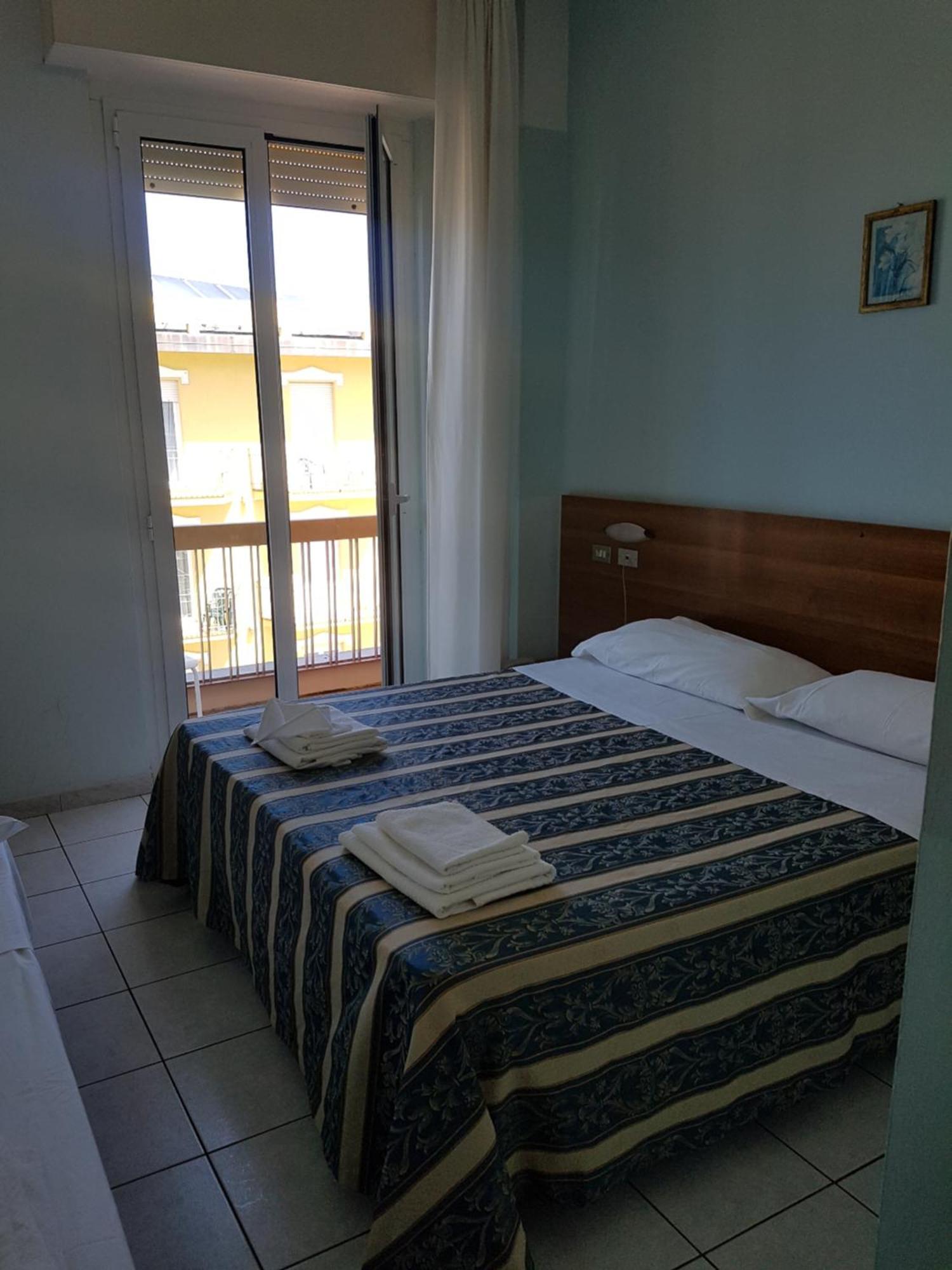 Hotel Acapulco Rimini Kültér fotó
